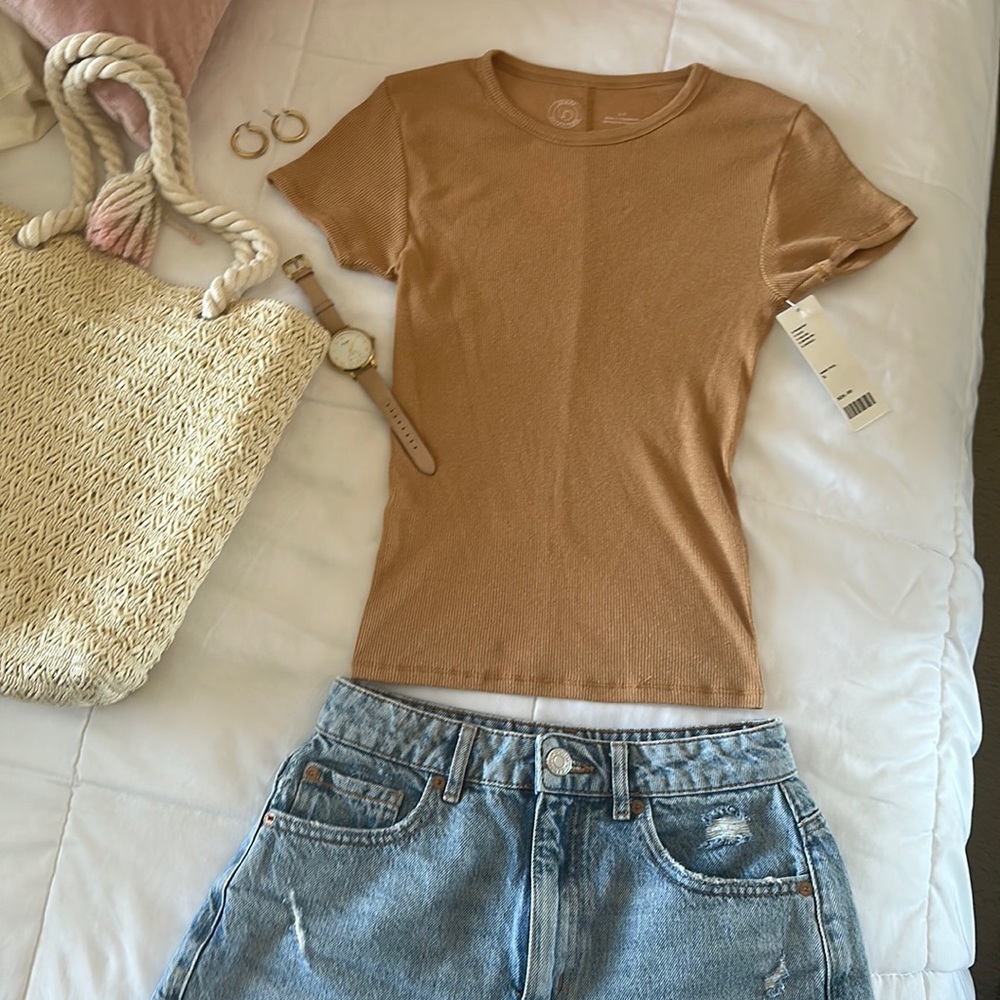 Urban Outfitters Top. Size Small